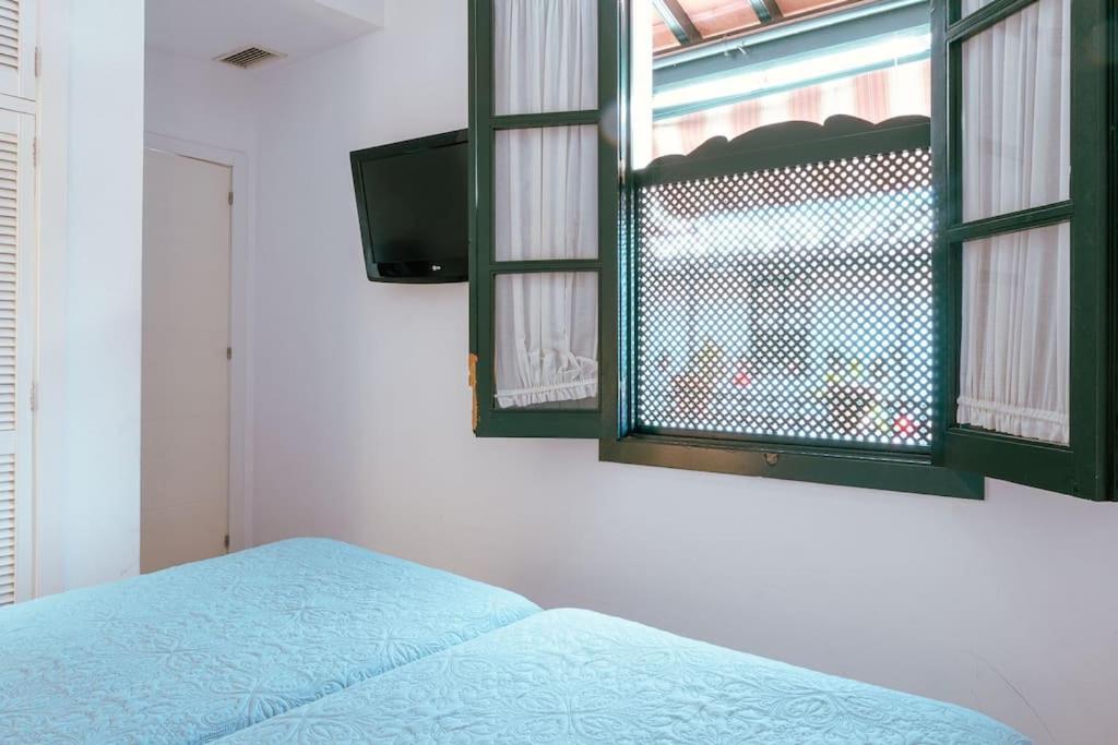 Apartamento Con Encanto En Patio Sevillano Sevilha Exterior foto